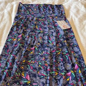 Women’s Multicolor Peacock Feather Silky Soft XS Long Maxi Skirt NWT